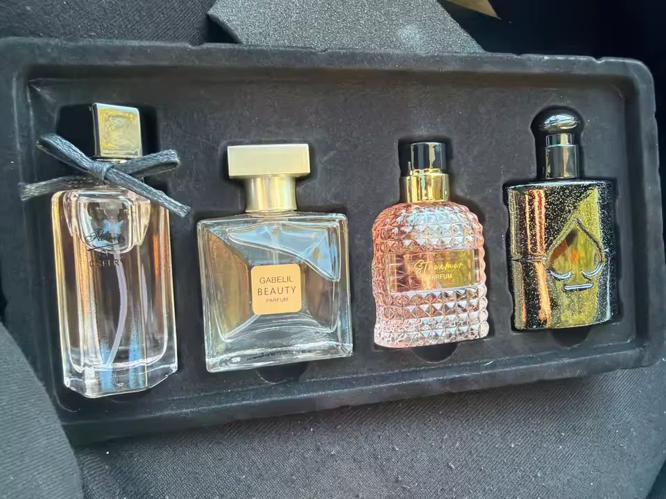 Caixa de presente de perfume: um conjunto de fragrâncias frescas e de longa duração - Eau De Toilette - Imagem 1 de 4