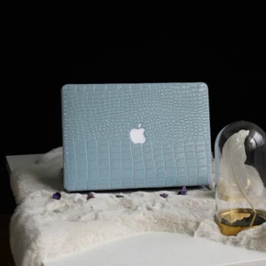 Elegante blaue Krokodilledertasche PU für Macbook Air 13 15 Pro 14 16 11 12 Zoll - Bild 1 von 11