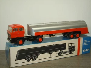 Daf 2800 Trekker met Tankoplegger - Lion Car 62 Holland 1:50 in Box *46770 - Imagen 1 de 7