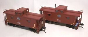 2 ATLAS HO NYC TRAINMAN CUPOLA CABOOSES W/ DIFFERENT ROAD #s & SCALE COUPLERS 