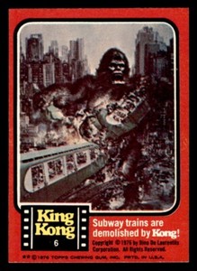 1976 Topps King Kong #6 Subway trains are demolished by Kong! NM *d2