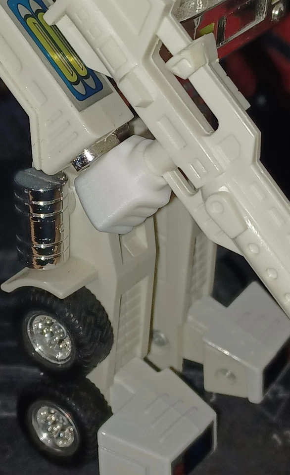 Transformers G1 Ultra Magnus 3D Printed Replacement Small Hand Set Reissue Style - Image 1 of 4