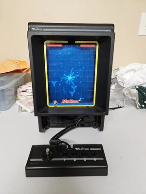 Vectrex CRT (Vector Display) Arcade Videospielkonsole + Controller GETESTET - Bild 1 von 4