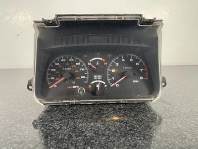 Cuadro de instrumentos Suzuki Sidekick Tracker 1989-1995 Speedo 96 k millas Foto 1 de 4