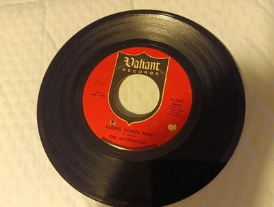 3 x 45s The Association- Windy / Never My Love 1966 VG+ Test  - Image 1 of 4