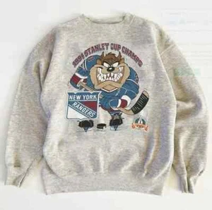 New York Rangers Hockey Sweatshirt NHL Looney Tunes AN40239 - Picture 1 of 2