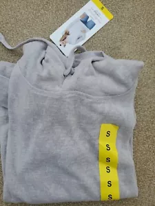 Lightweight Hoodie Sweater Women's Small NEW - Picture 1 of 7