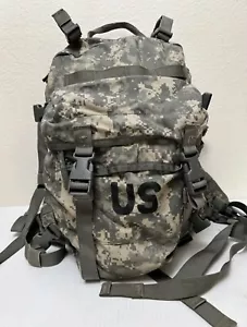 US ARMY ACU ASSALTO PACK 3 GIORNI MOLLE II ZAINO BUG OUT BORSA con irrigidimento bello - Foto 1 di 4