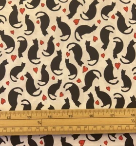 Fat Quarter Spooky Black Cat Love On White 100% Cotton Quilting Fabric - Picture 1 of 1