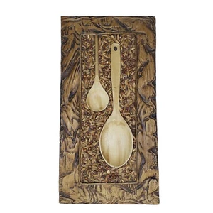 Vintage Resin Molded Plaque - Wood Spoons set in Seeds Wall Décor Kitchen Dining - Picture 1 of 10