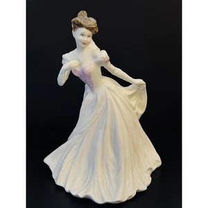 Royal Doulton Classics in Vogue - THE BRIDE - HN 4324 - Bild 1 von 9