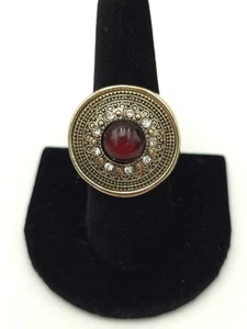 Medallion Style Ring Red Center W/ Rhinestones Gold Tone Statement Vtg Sz 8.5 - Picture 1 of 8