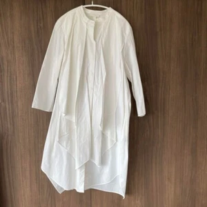 COS Damen Shirt Tops Bluse Schnitt Nähen Weiß Knopf Elegant Damen Gr. XL - Bild 1 von 4