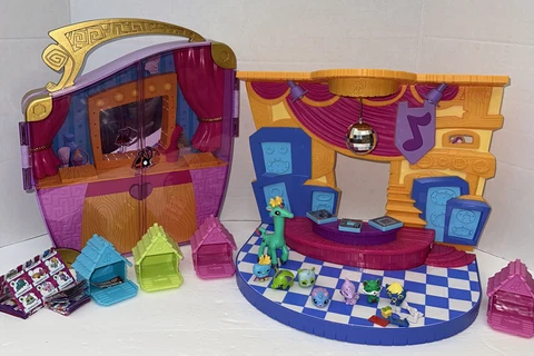 Animal Jam Club Geoz Dance Party Stage *works* Carrying Case Animals Houses EUC Cover