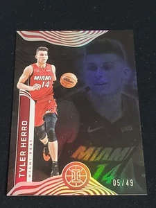 Tyler Herro 2021-22 Panini Illusions Black Trophy Collection Parallel #5/49 Heat - Imagen 1 de 1