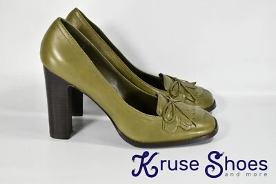 Zapatos de salón chinos de cuero verde militar Courtney para lavandería nuevos Foto 1 de 4