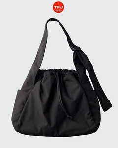UNIQLO :C Soft Puffy Shoulder Bag BLACK, WINE, BEIGE Unisex 2025 475638 - Picture 1 of 23
