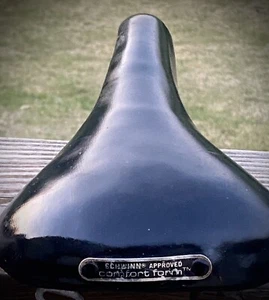 Schwinn Saddle no Scuff Vintage orig Museum Showroom USA By Mesinger - Picture 1 of 7
