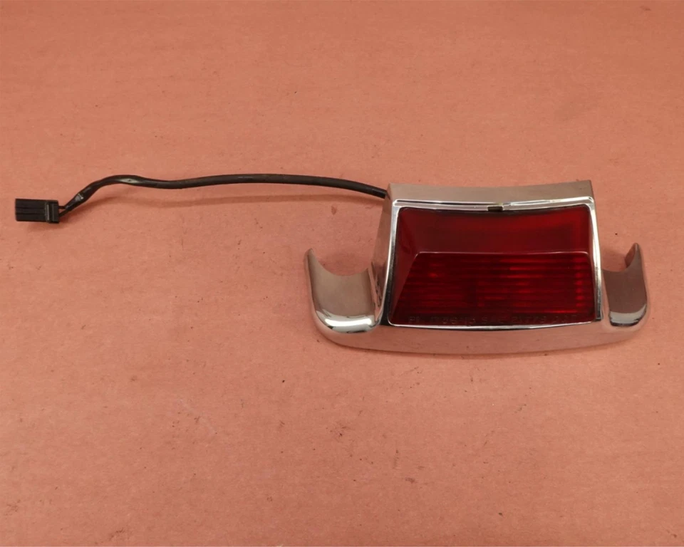 01-06 Harley Davidson Electra Glide FLHTCUI GUARDABARROS TRASERO MARCADOR ROJO LUZ TRASERA Foto 1 de 4