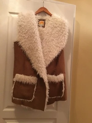 Women’s Faux Suede and Faux Fur Trim Vest - Image 1 of 4