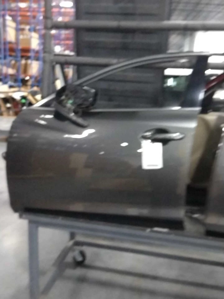 Driver Left Front Door Tempered Glass Fits 17-21 MAZDA 6 412416 - Image 1 of 1