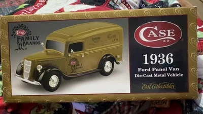 Ertl Collectibles Case Family Brands 1936 Ford Panel Van Bank com chave - Imagem 1 de 4