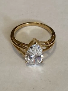 14K Solid Gold Ring Hand Cut Clear Cubic Zirconia Pear Shape - Picture 1 of 9