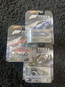 NEW 2016 Hot Wheels FORZA Motorsport Set Retro Entertainment 3 Of 5 Car Set