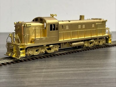 ALCO Models HO Brass D-121A RSD 4/5 Ph. III Switcher Unpainted Wrong Box/Runs LN - Image 1 of 4