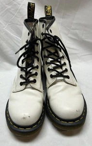 White Dr. Martens Combat Boots Women's Pascal Leather Lace Up Docs size 8 - Picture 1 of 4