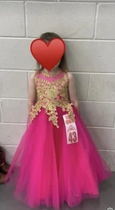 Brand: WDE Formal Little Girls Long Pageant Dress Hot Pink Tulle Gold Lace Sz 4 - Picture 1 of 5