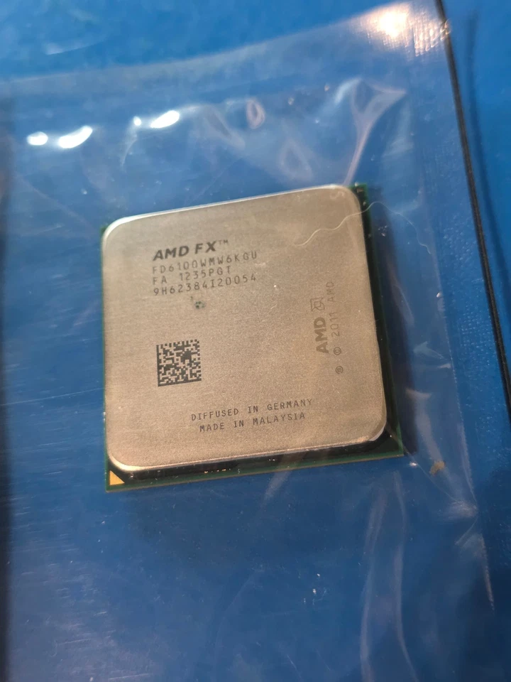 AMD FX Processor - Image 1 of 1
