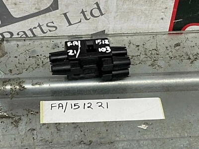 (AS) DISTRIBUIDOR DE ENERGÍA ELÉCTRICA MERCEDES BENZ W124 E W201 190 A2018003315 053851 Foto 1 de 4