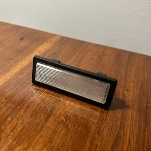 1986-1991 Jaguar XJS XJ6 Interior Inner Courtesy Light Lamp OEM - Picture 1 of 4