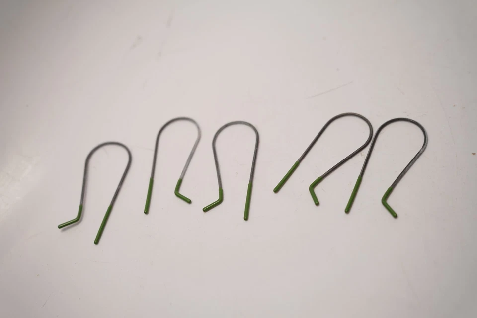 Repuesto PEQUEÑOS Clips Verdes Clairol Kindness VH-24 Hot Rizador Hairsetter Lote 5 Foto 1 de 1