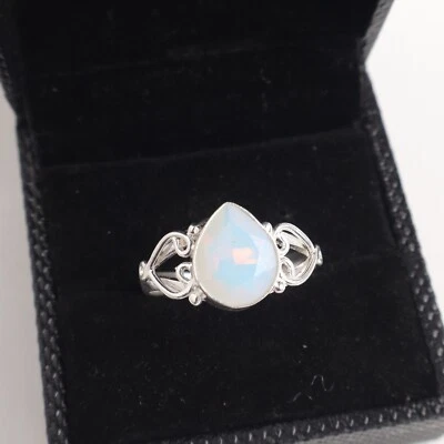 Milky Opal Gemstone 925 Sterling Silver Ring Handmade Jewelry Ring For Gift - Image 1 of 3