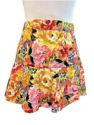 Falda corta Zara multicolor floral envolvente sintética en capas talla L festival verano playa Foto 1 de 4