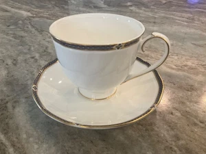 Royal Lapis by Wedgwood FOOTED CUP & SAUCER SET, Discontinued, England - Picture 1 of 8