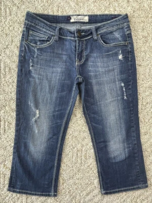 Vigoss Women's size 9 Distressed Low Rise Capri  Denim Jeans ( 32x21) - Image 1 of 4