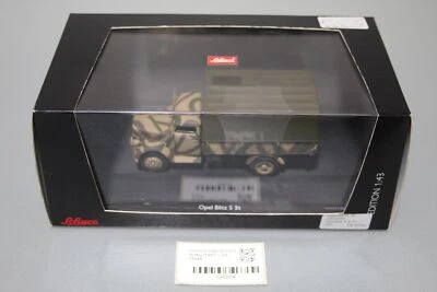 SCHUCO OPEL BLITZ S 3t MILITARY 1/43 03066 - Bild 1 von 3
