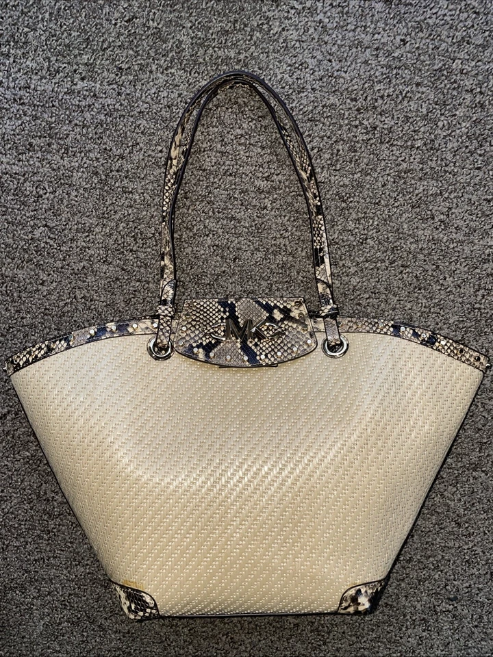 Michael Kors Izzy Fan Straw Leather Studs Natural Tote Shoulder Bag
