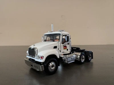 1/64 DCP/First Gear Mack Granite- White: Casey General Stores - Image 1 of 4