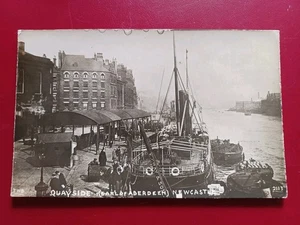 Early Postcard Of The Quayside Newcastle-upon-Tyne ● Earl Of Aberdeen Ship - Picture 1 of 2