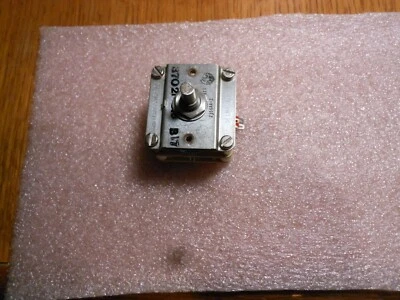 INTERRUPTOR GIRATORIO SHALLCROSS / BOEING # 37021-315-17 NSN: 5930-00-412-2412 Foto 1 de 4