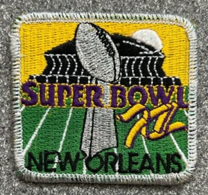 1978 SUPER BOWL XII NFL FOOTBALL MINI PATCH DALLAS COWBOYS VS DENVER BRONCOS - Picture 1 of 2