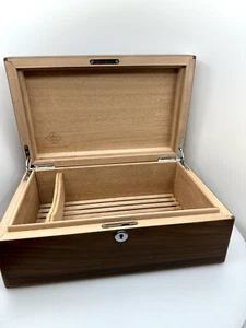 Diamond Crown Drake 90 Count Humidor - St. James Series - with Imperfections - Picture 1 of 2