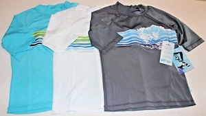 Neu mit Etikett Kanu Surf UPF 50+ Rashguard Quantenschwimmen T - Kinder Größen 8-10 - AUSWAHL - Bild 1 von 8