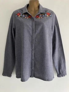 VERO MODA Blue Chambray Shirt Top Size M UK 12 Floral Embroidered WORN ONCE - Picture 1 of 11
