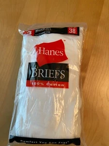 NWT HANES MEN’S BRIEF 100% COTTON 3 PAIRS SZ 38 STYLE 2249 OLD STOCK - Picture 1 of 2