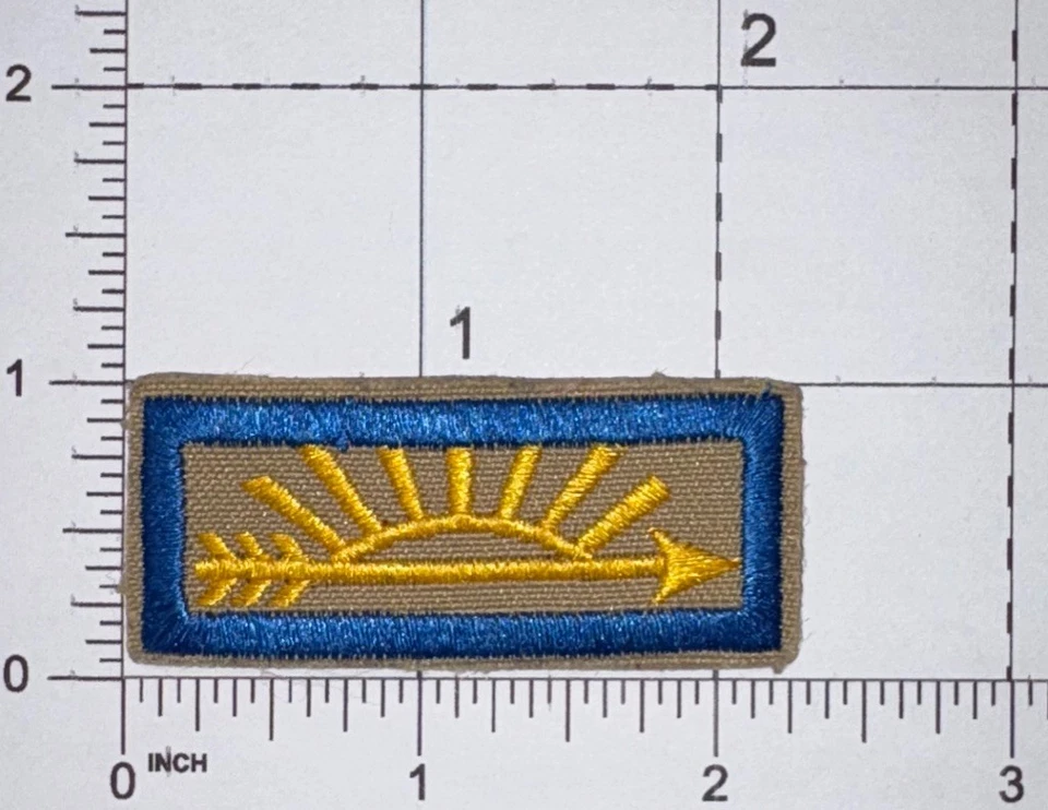 BSA Arrow Of Light Cub Scout Uniform Badge Patch Iron-On Used YZ01 - Image 1 of 1
